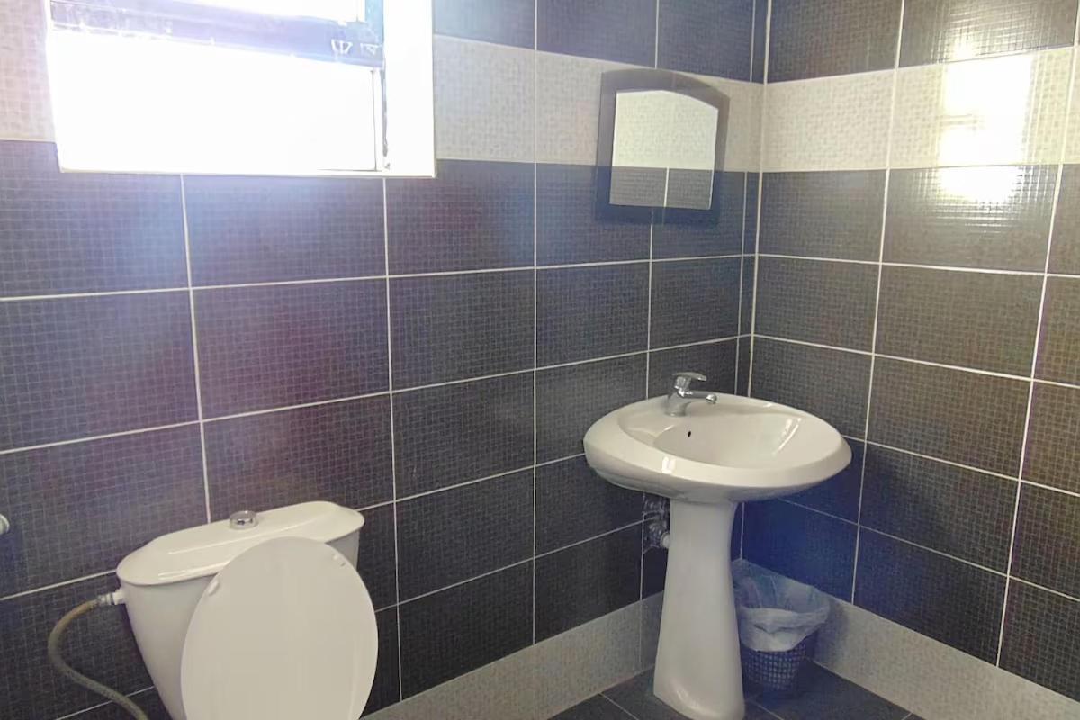 Al-Nujoom Hotel Suites Amman Zewnętrze zdjęcie