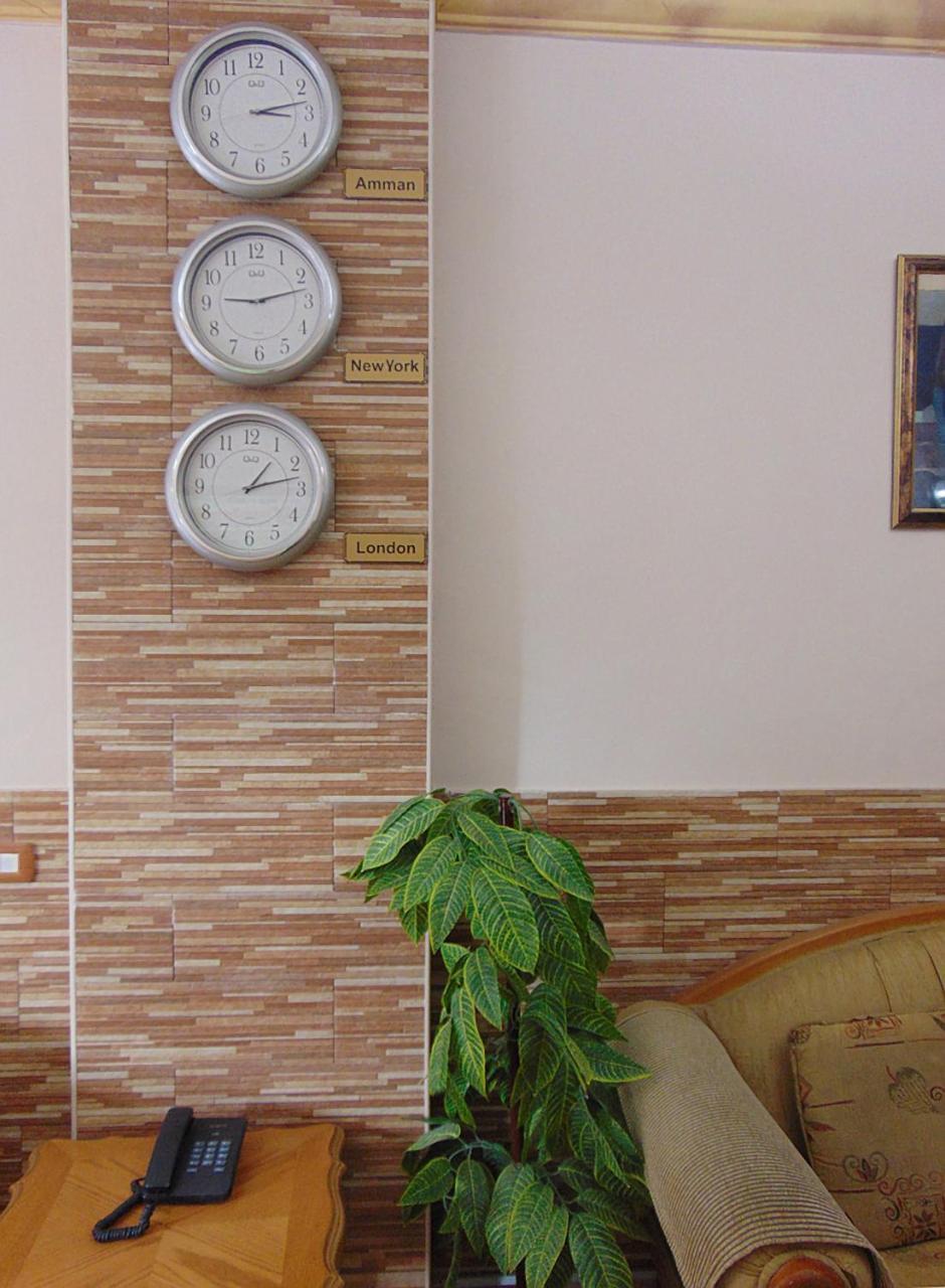 Al-Nujoom Hotel Suites Amman Zewnętrze zdjęcie